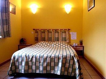 Auberge De L'Isard Saint-Denis  Ngoại thất bức ảnh