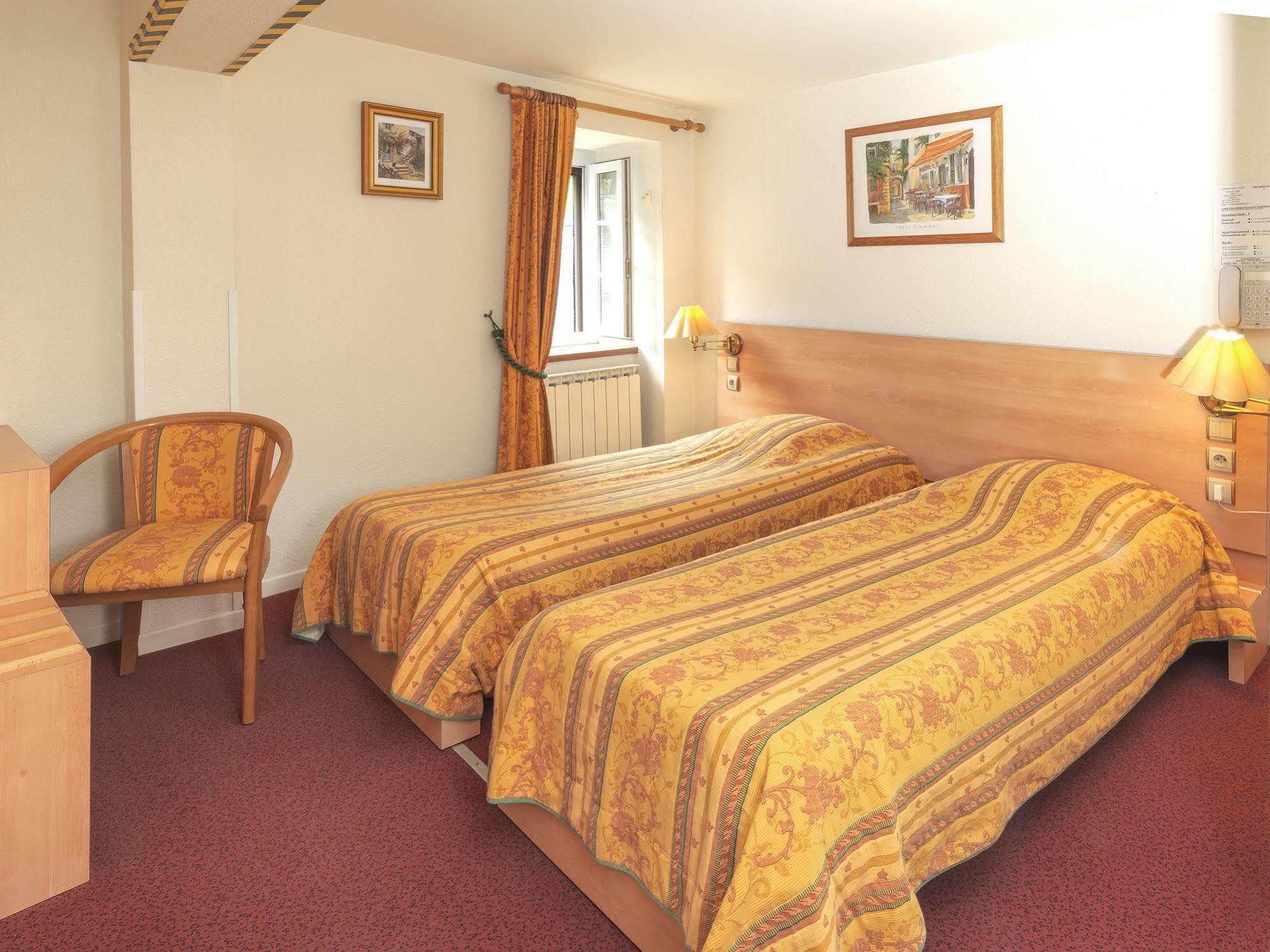 Auberge De L'Isard Saint-Denis  Ngoại thất bức ảnh